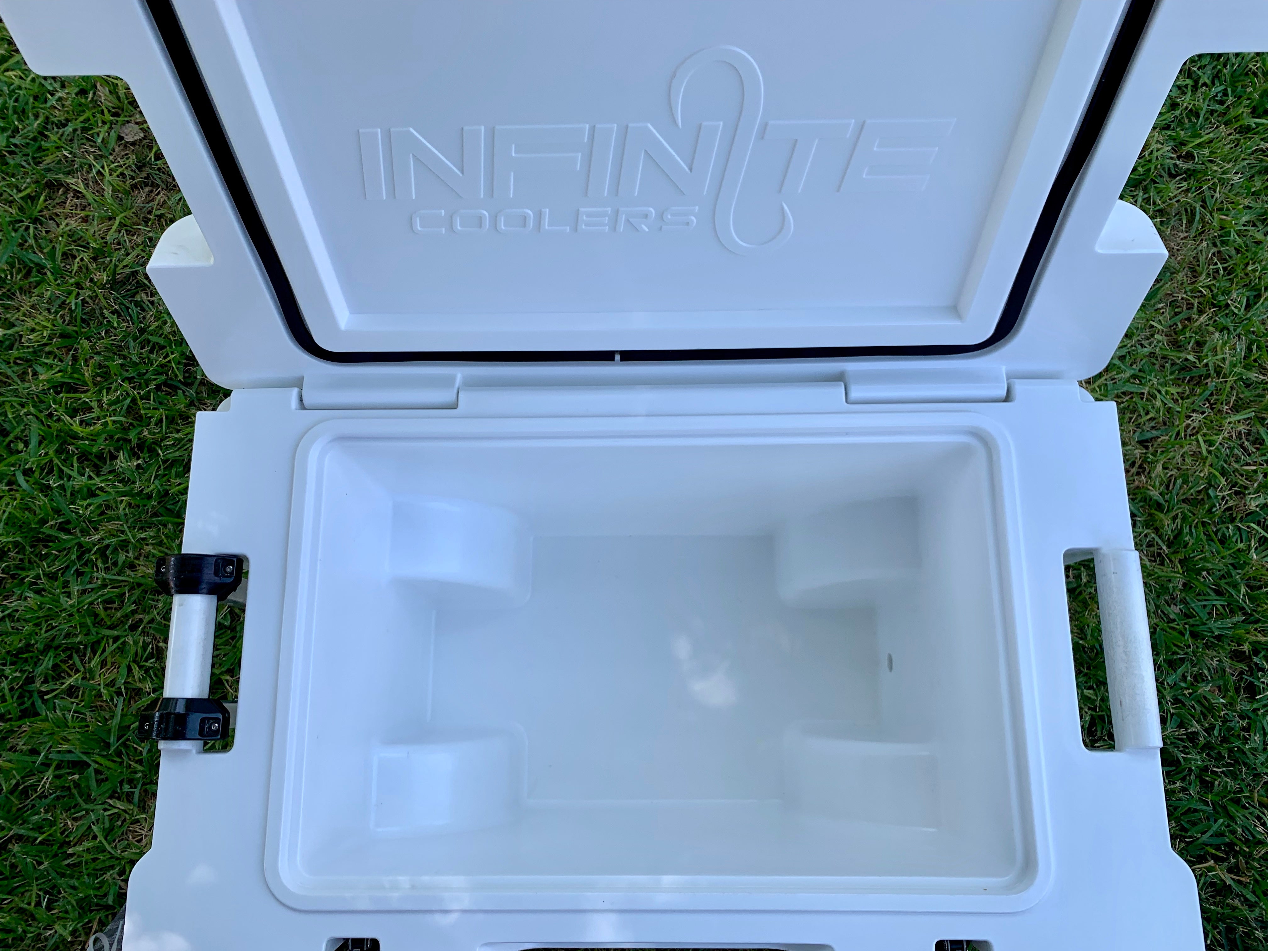 https://infinite-coolers.com/cdn/shop/products/IMG_3563_2.jpg?v=1591147197